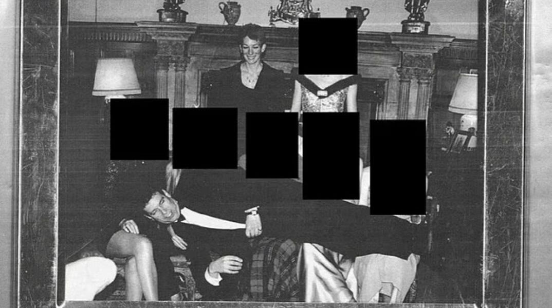 Νέες φωτογραφίες «καίνε» τον πρίγκιπα Άντριου: με τον Έπσταϊν στο Μπαλμόραλ και σκηνές που σοκάρουν