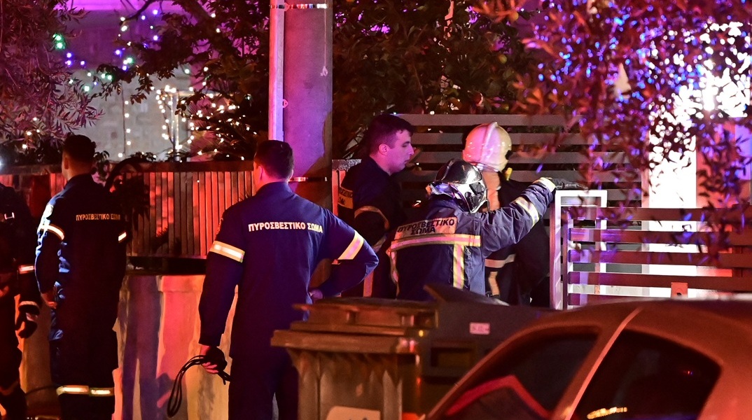 Φωτιά σε διαμέρισμα στην Καλλιθέα