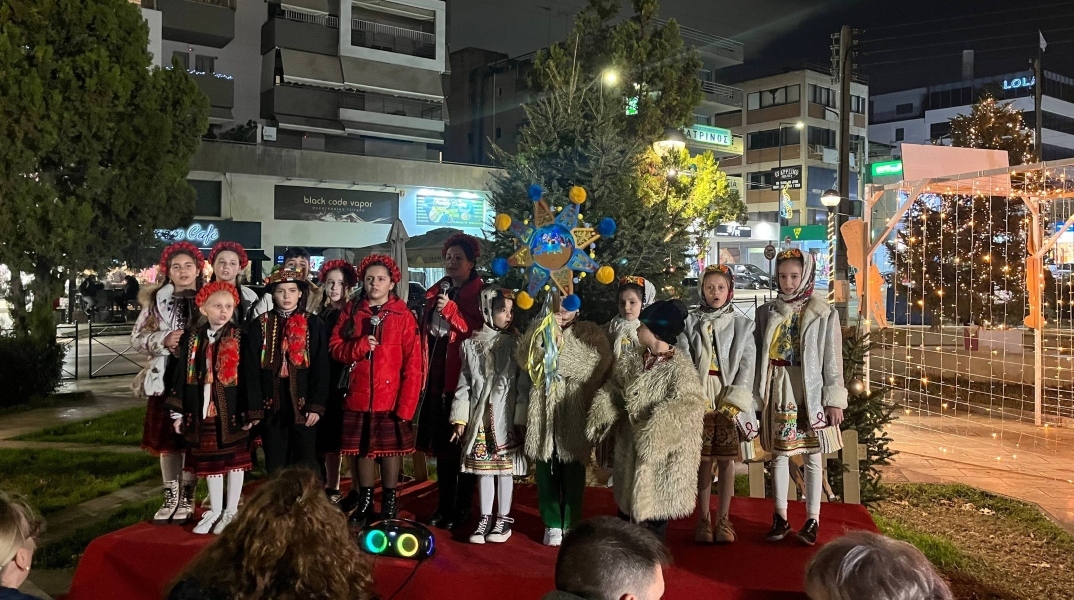 Ουκρανικά κάλαντα στο κέντρο της Αθήνας