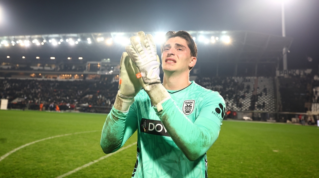 ποδοσφαιριστες πανυγηριζουν