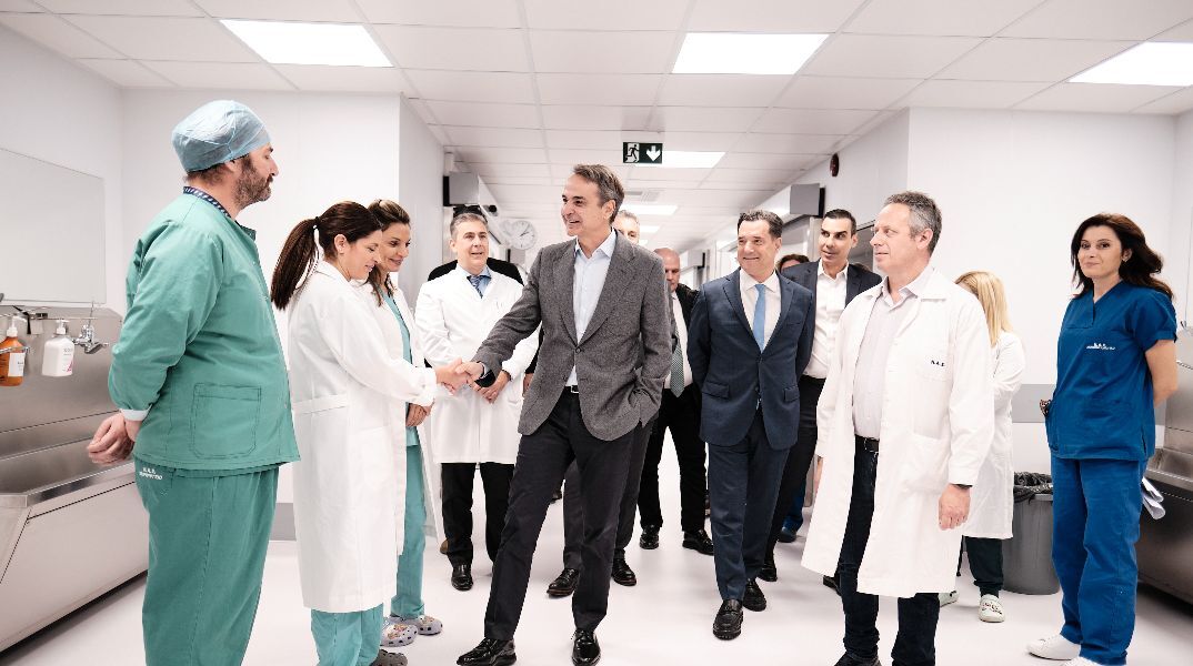 Επίσκεψη Μητσοτάκη στις ανακαινισμένες κλίνες του «Άγιου Σάββα» -«Το ΕΣΥ αλλάζει»