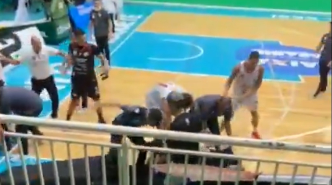 Βραζιλία: Μέλη του τεχνικού τιμ της Πάτο ξυλοκόπησαν τον διαιτητή