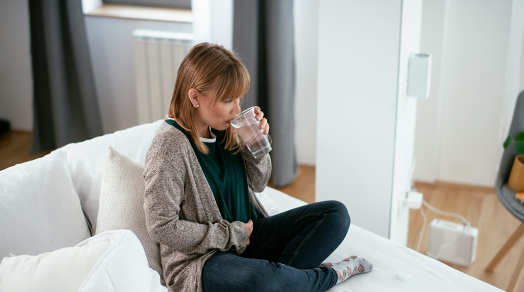 Έρευνα: Εξέταση αίματος μπορεί να προβλέψει τη νόσο του Crohn χρόνια πριν από την εμφάνιση των συμπτωμάτων