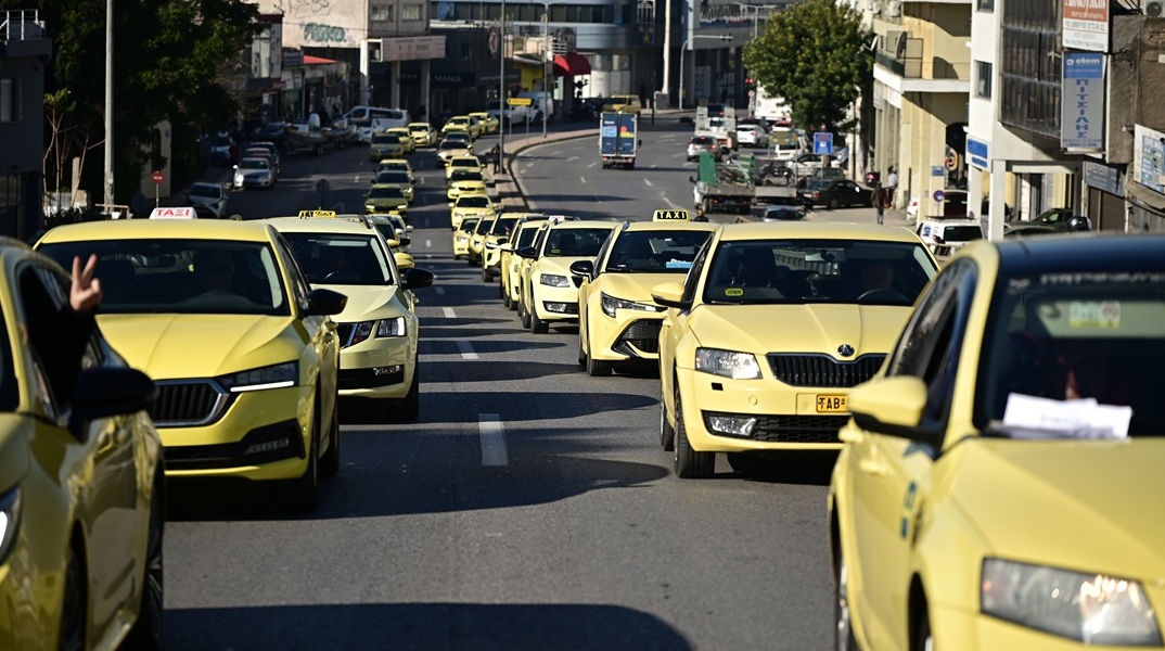 Χωρίς ταξί και σήμερα η Αθήνα – Συνεχίζεται η απεργία του ΣΑΤΑ