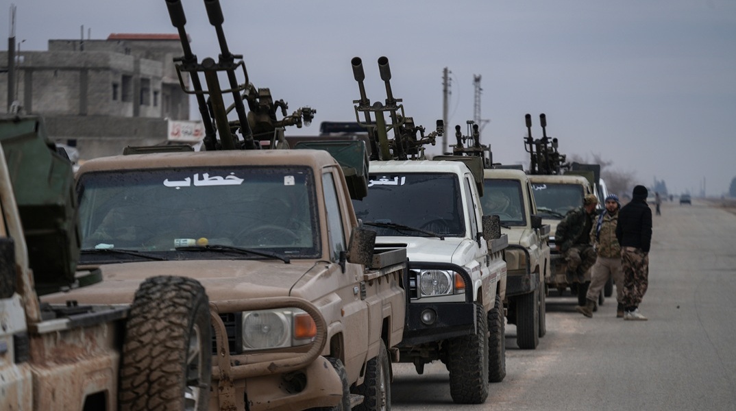 Επεκτείνονται οι συγκρούσεις στη Συρία - Απαγόρευση κυκλοφορίας και στη Ράκα