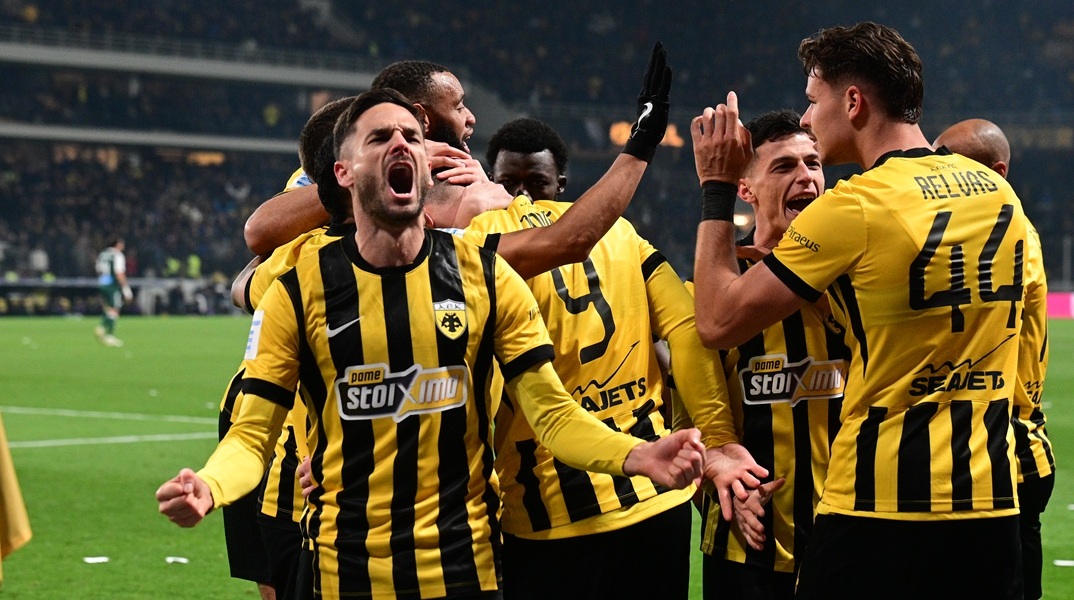 Super League: Η βαθμολογία μετά τον θρίαμβο της ΑΕΚ στο αθηναϊκό ντέρμπι και τη νίκη του ΠΑΟΚ