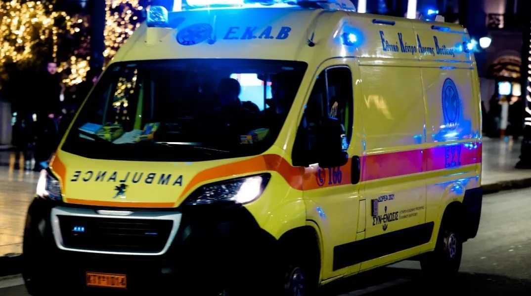 Λάρισα, ασθενοφορο