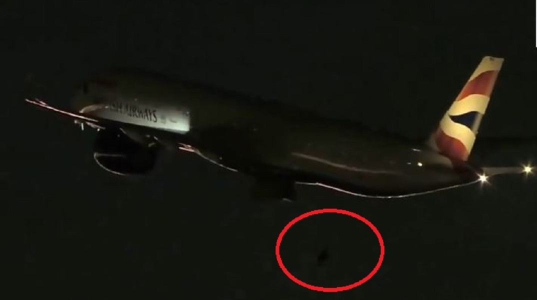 Τροχός πέφτει από αεροπλάνο κατά την απογείωση