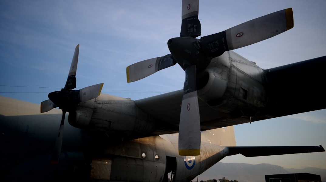 αεροσκαφος C-130