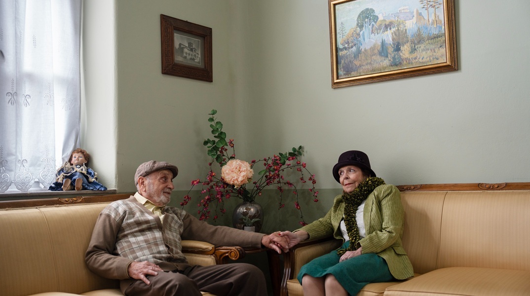 «Εντός περιθωρίου», Μικρό Γκλόρια