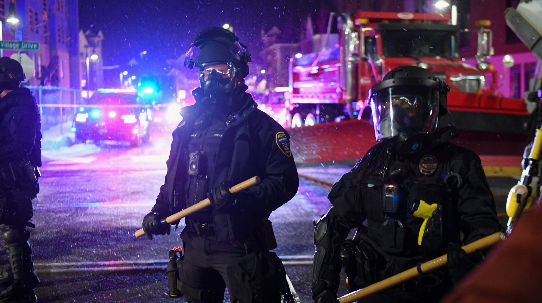 Πράκτορες της ICE