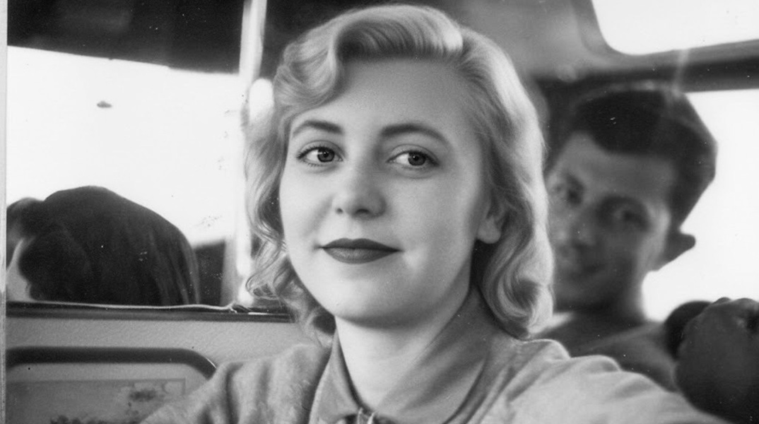 Βούλα Λασπιά-Καμάρα: «Μια διαδρομή στη Φύση, στο Φως και στη Γυναικεία Μορφή»