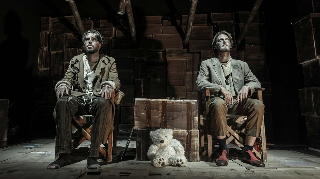 «Εμιγκρέδες» του Σλαβομίρ Μρόζεκ σκηνοθεσία Βλαδίμηρος Κυριακίδης