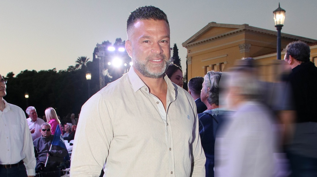 Στο νοσοκομείο ο Κώστας Σόμμερ – «Να προσέχετε την υγεία σας»