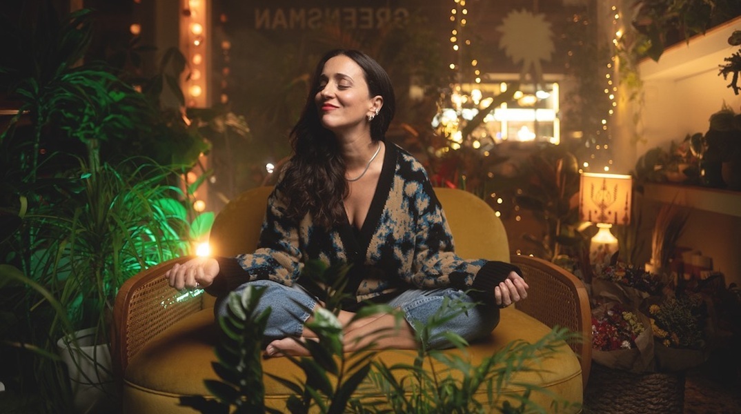 Ευτυχία Μητρίτσα: Αιώνιες γυναίκες «Το πρώτο βλέμμα»