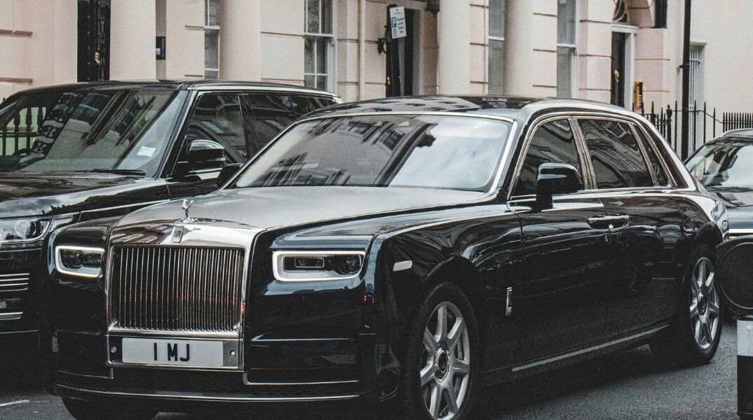 Ξόδεψε κοινά συζυγικά χρήματα στην ερωμένη – και το πλήρωσε: Έχασε 4 εκατ. από το προγαμιαίο