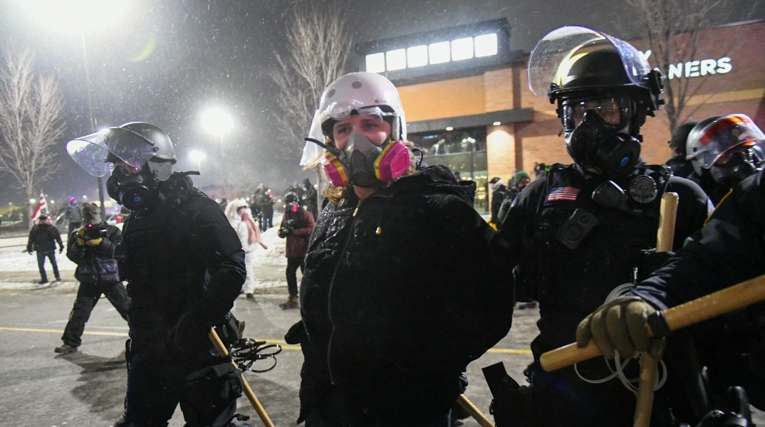 πράκτορες της ICE στη Μινεσότα