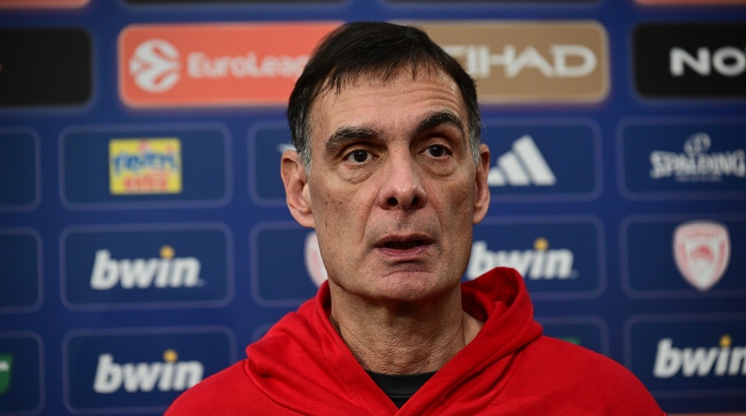 Μπαρτζώκας για το επεισόδιο στο Ντουμπάι: «Δεν τιμάει την εικόνα μου, με πήρε τηλέφωνο ο οπαδός»