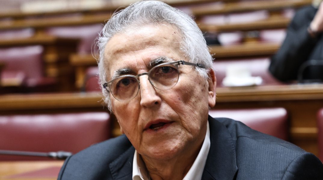 Το ΠΑΣΟΚ αναστέλλει την κομματική ιδιότητα του Γιάννη Παναγόπουλου της ΓΣΕΕ