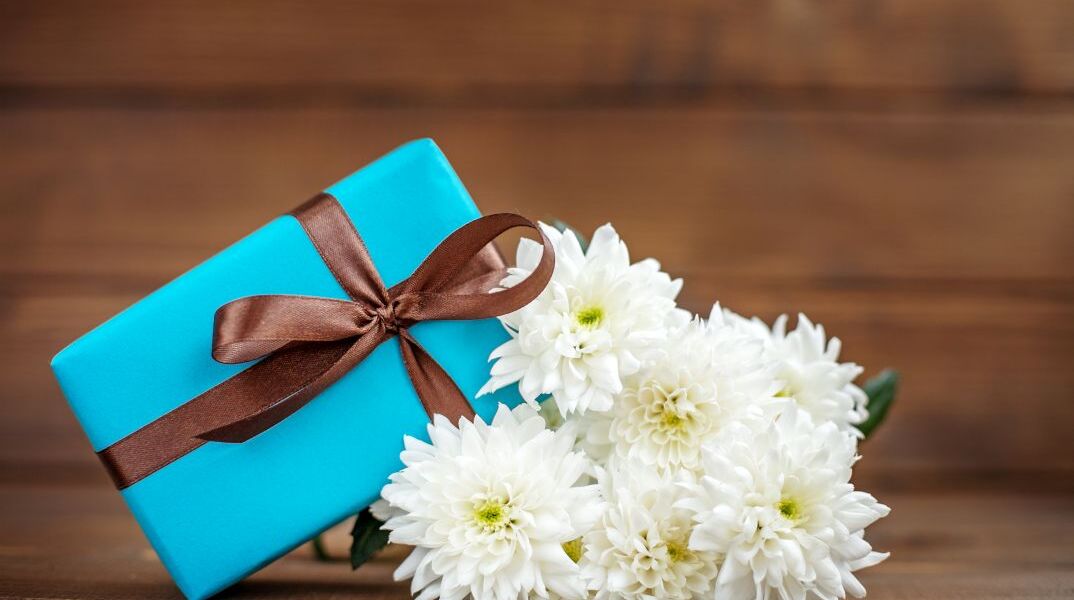 Δώρο και λουλούδια