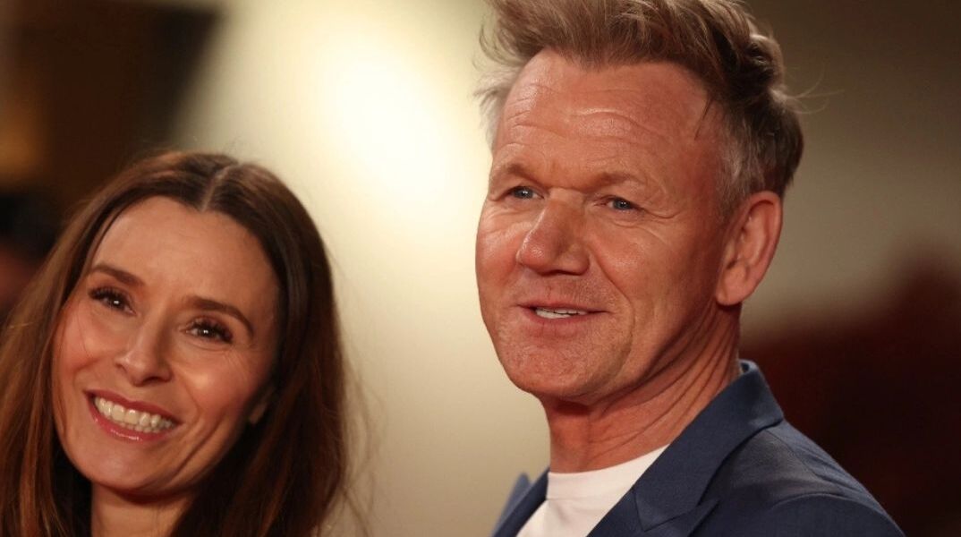 Ο Γκόρντον Ράμσεϊ λέει ότι «έκλεψε» την σύζυγο του από φίλο του