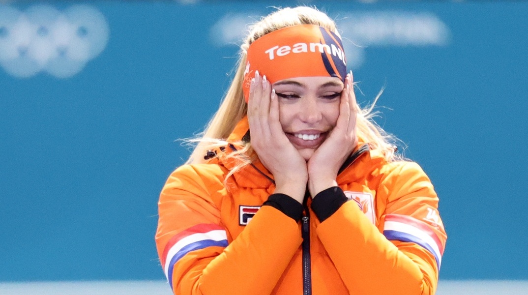 «Χρυσό μετάλλιο και Birkin σε ένα ΣΚ» - Η Γιούτα Λίρνταμ πέρασε μια βόλτα από την αγορά του Μιλάνου