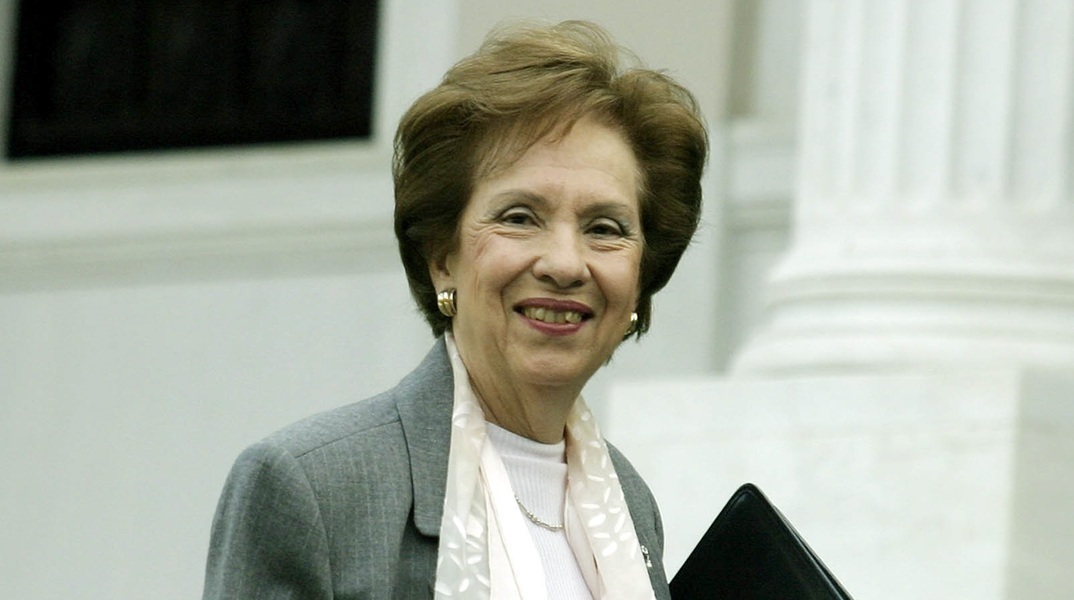 Άννα Ψαρούδα-Μπενάκη: Ο πολιτικός κόσμος αποχαιρετά την πρώτη γυναίκα πρόεδρο της Βουλής