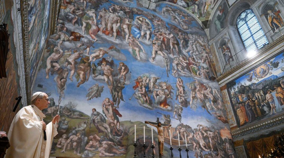 Ο ιδρώτας των επισκεπτών απειλεί το αριστούργημα του Μιχαήλ Αγγέλου στην Καπέλα Σιστίνα