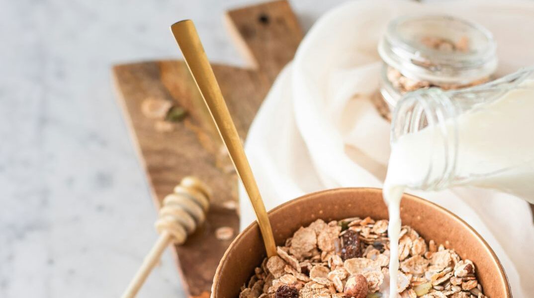 Η αλήθεια πίσω από το «υγιεινό» μούσλι