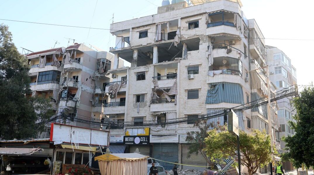 Κατεστραμμένα κτίρια στη Νότια Βηρυτό μετά τον σημερινό ισραηλινό βομβαρδισμό