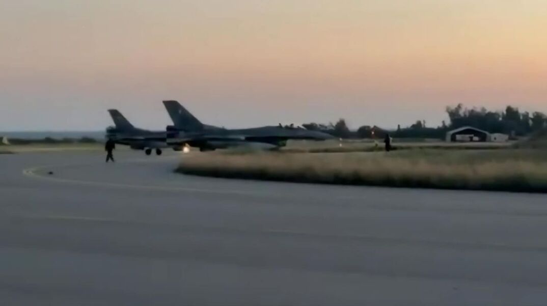Έφτασαν στην Κύπρο τα ελληνικά F-16, εν πλω οι φρεγάτες «Κίμων» και «Κένταυρος»