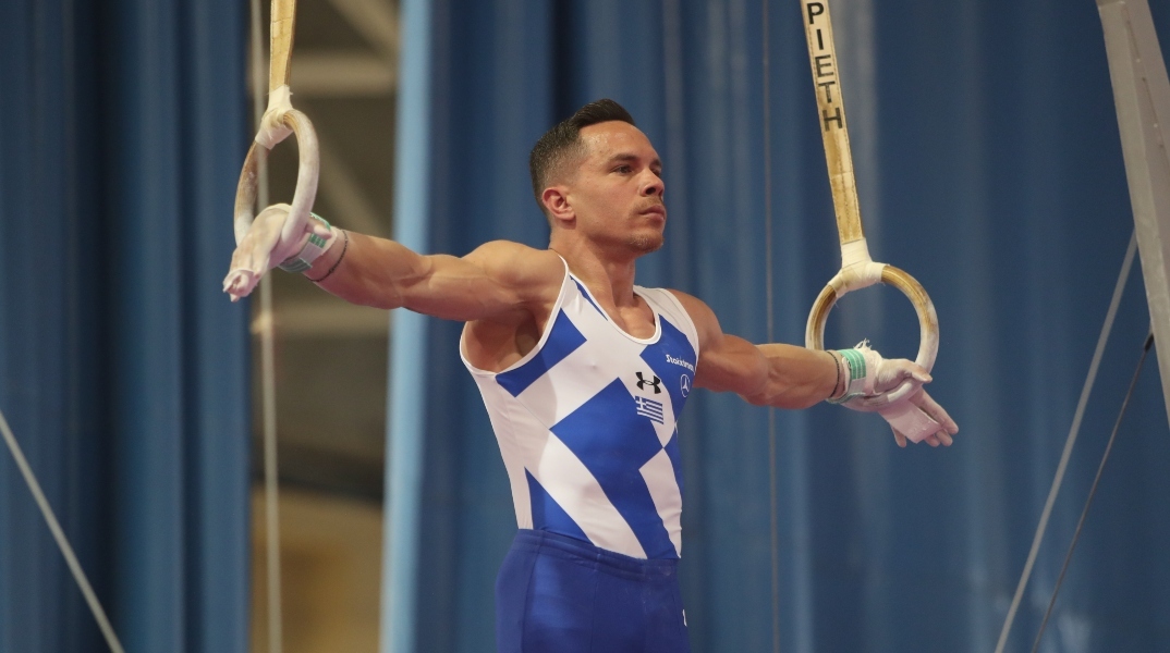 Ο Λευτέρης Πετρούνιας