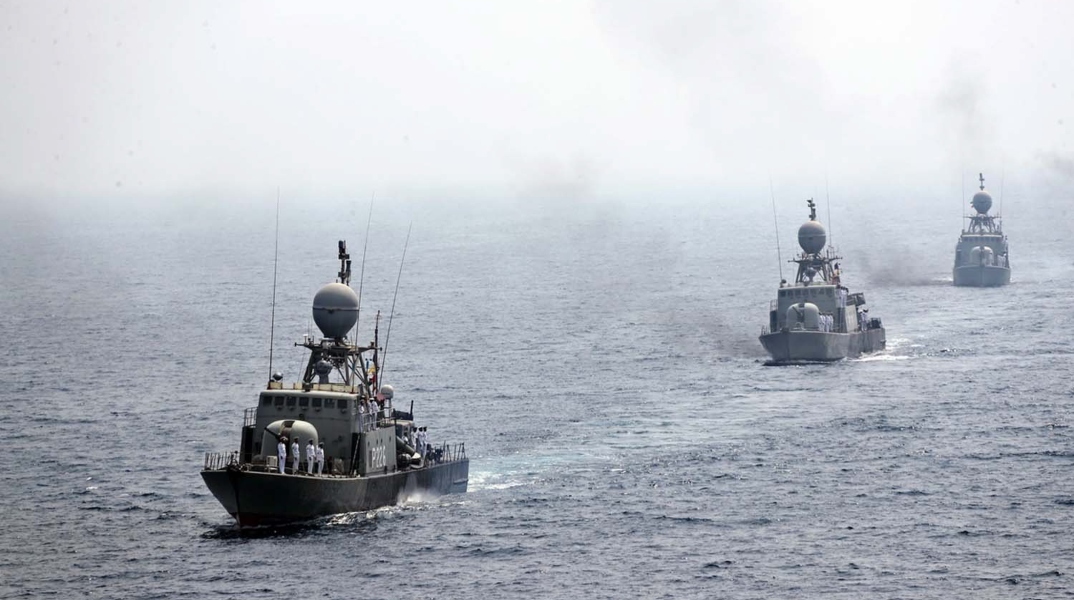Ιρανικά σκάφη κατά τη διάρκεια άσκησης στον Περσικό Κόλπο
