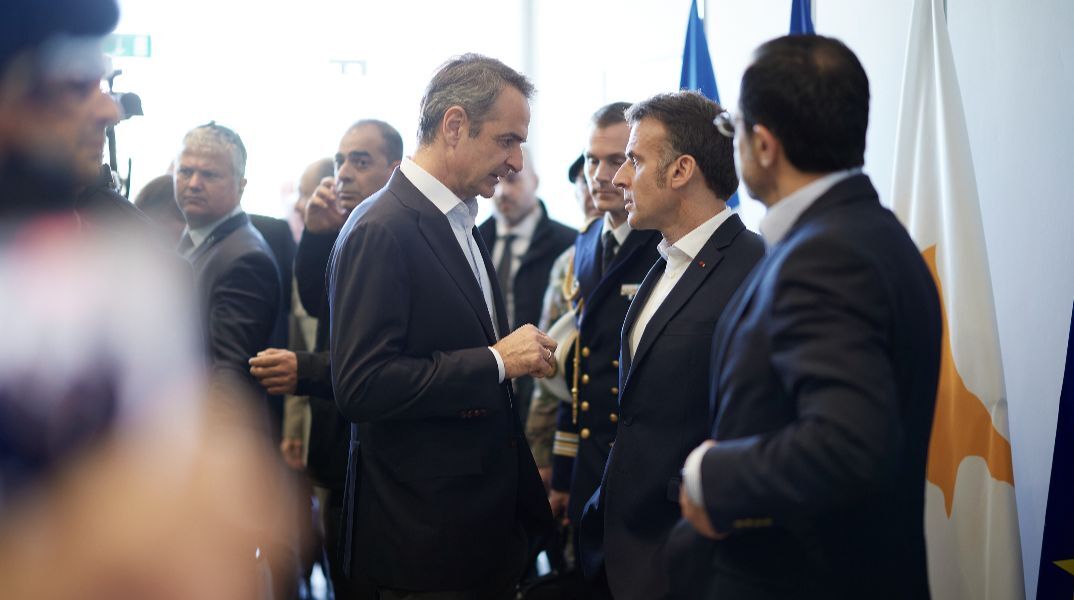 Τι είπαν στην τριμερή συνάντηση Μητσοτάκης, Χριστοδουλίδης και Μακρόν: «Η ΕΕ πρέπει να βρίσκεται σε εγρήγορση»
