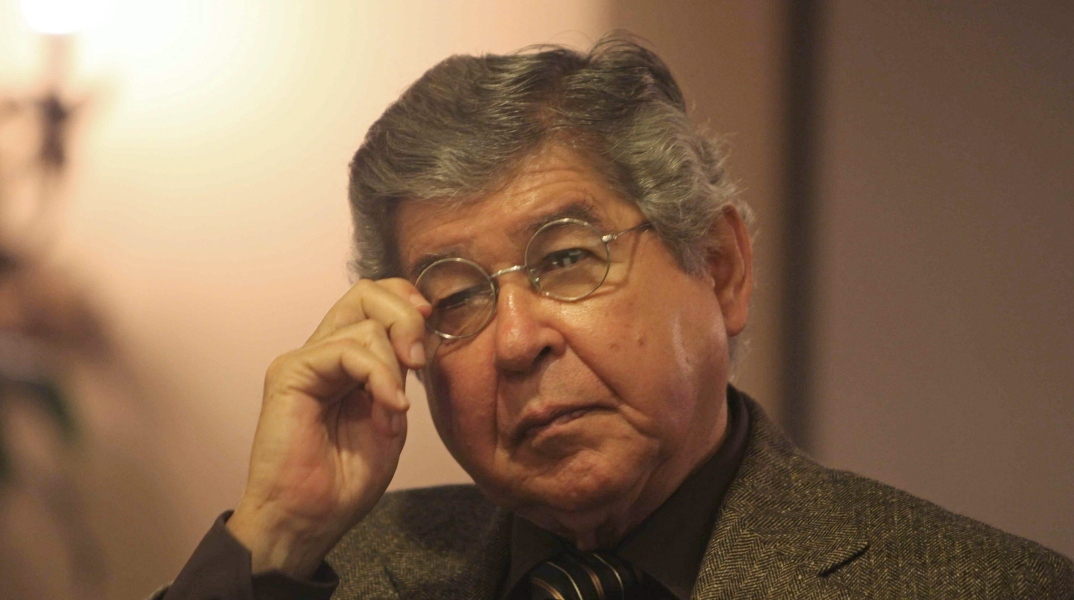 Ο Αλφρέδο Μπράις Ετσενίκε