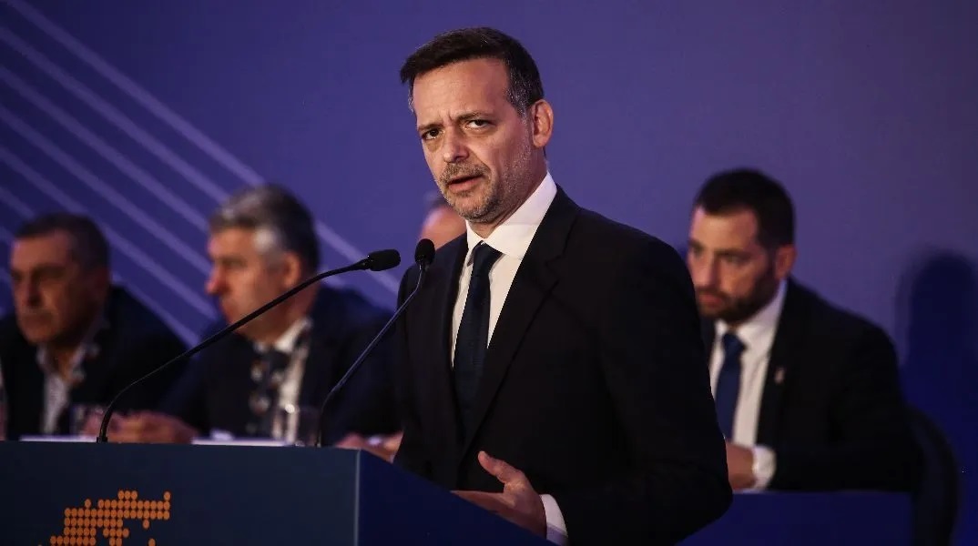 Ο Δήμαρχος Αθηναίων, Χάρης Δούκας