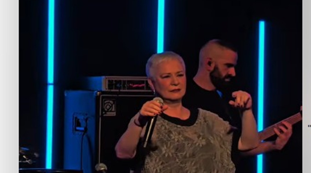 Η Μελίνα Κανά στον Σταυρό του Νότου