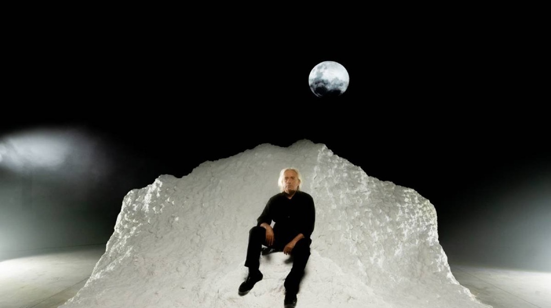 «Το μπλουζ του Μικρού Πρίγκιπα», Στέγη Ιδρύματος Ωνάση