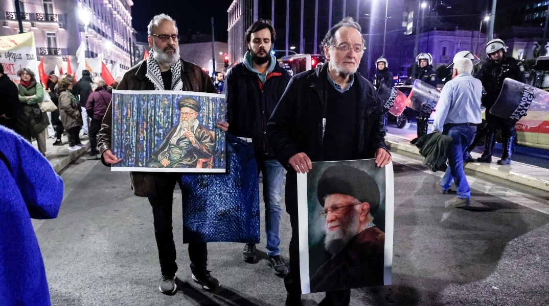 Ο Λαφαζάνης διαδηλώνει κατά του πολέμου στο Ιράν 