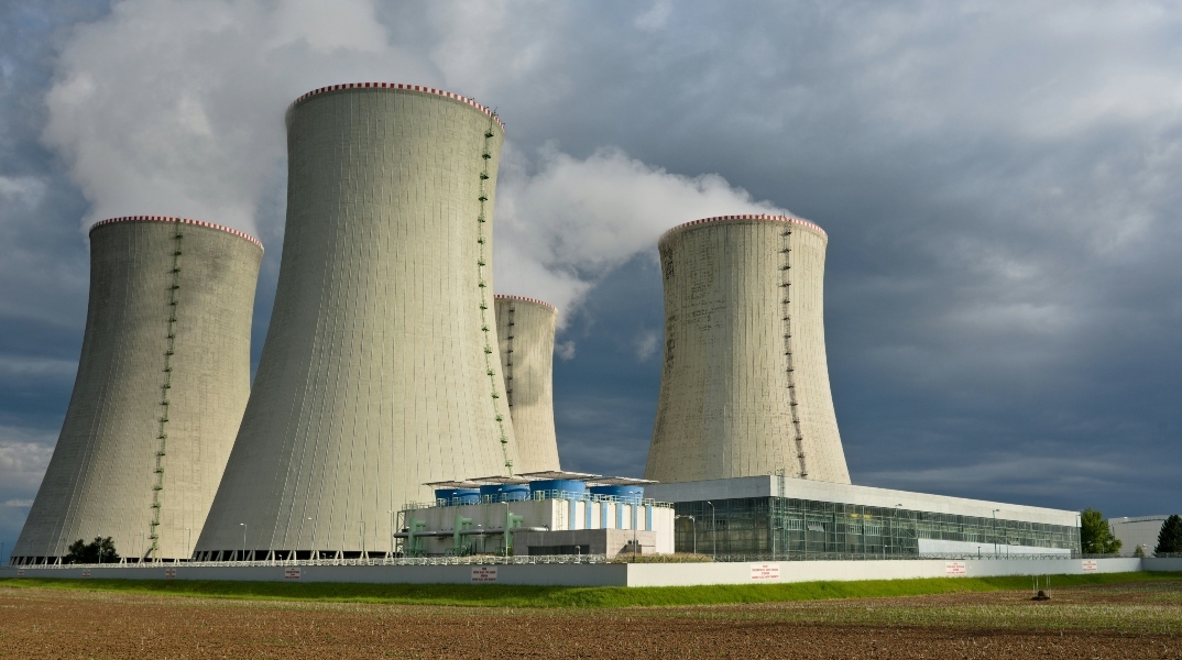 Πυρηνικo εργοστάσιο