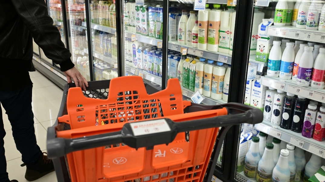 σουπερ μαρκετ, πελατης, καλαθι