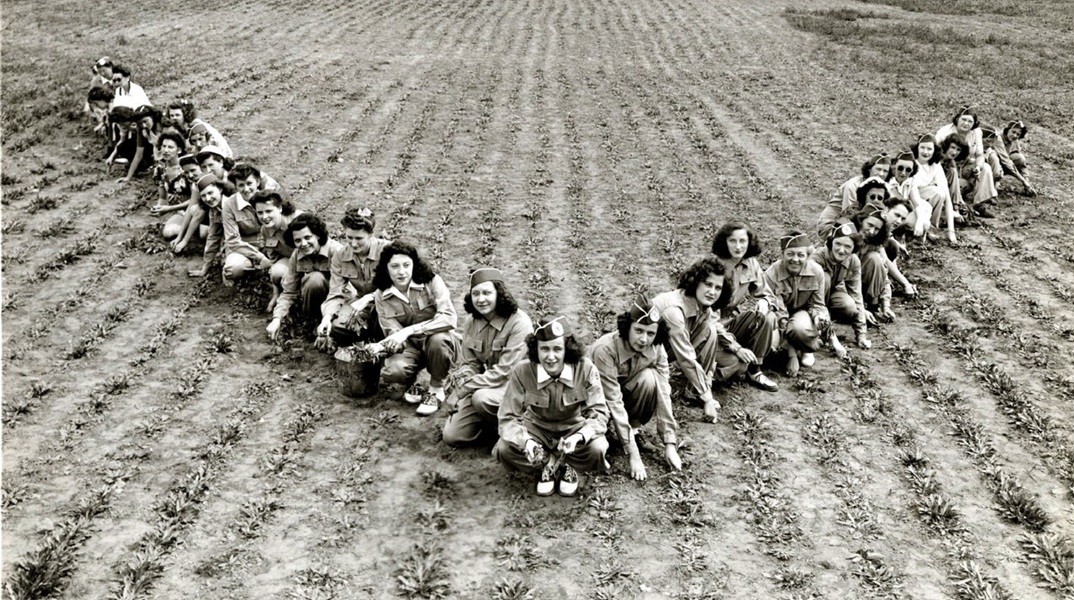 «collapse: data.models.worlds»: Ομιλίες καλλιτεχνών και συζήτηση στο ΠΛΥΦΑ