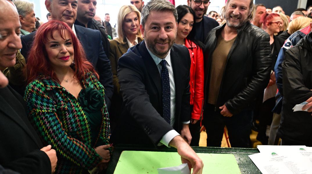 Ανδρουλάκης: «Ξεπέρασε κάθε προσδοκία η συμμετοχή» - Ψήφισαν 174.813 για εκλογή συνέδρων του ΠΑΣΟΚ