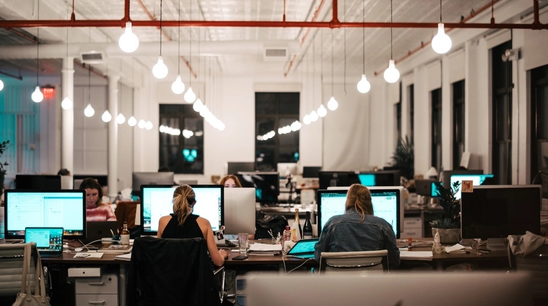 αύξηση του κατώτατου μισθού