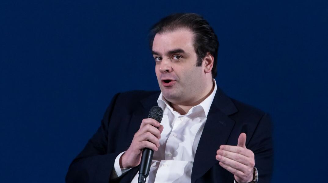 O Κυριάκος Πιερρακάκης