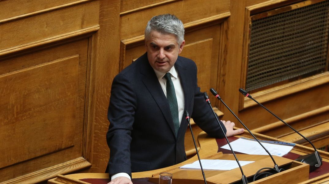 Κωνσταντινόπουλος: Την έδρα μου δεν την περιφέρω από κόμμα σε κόμμα - Υπερήφανα αποχωρώ