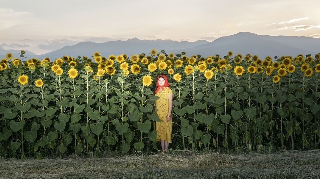 Βίκη Γεωργίου, «Η πίσω αυλή», Έκθεση φωτογραφίας Μαζί, Ορατές_σε συνεργασία με το MOMUS-Μουσείο Φωτογραφίας Θεσσαλονίκης