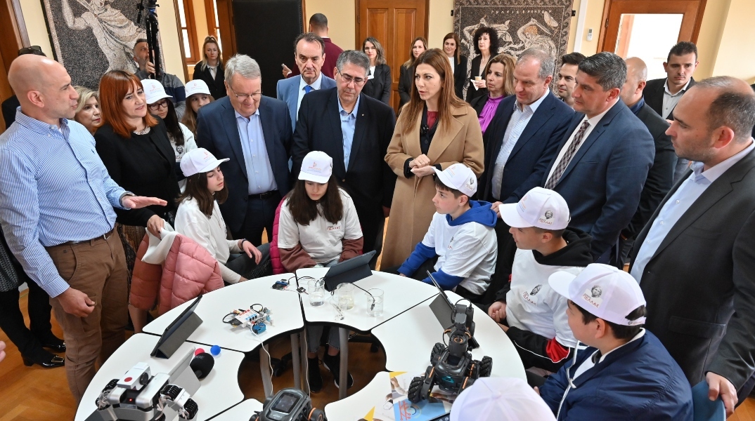 Εγκαίνια του Κέντρου Καινοτομίας Κεντρικής Μακεδονίας στην Πέλλα από την Υπ. Παιδείας, Σοφία Ζαχαράκη