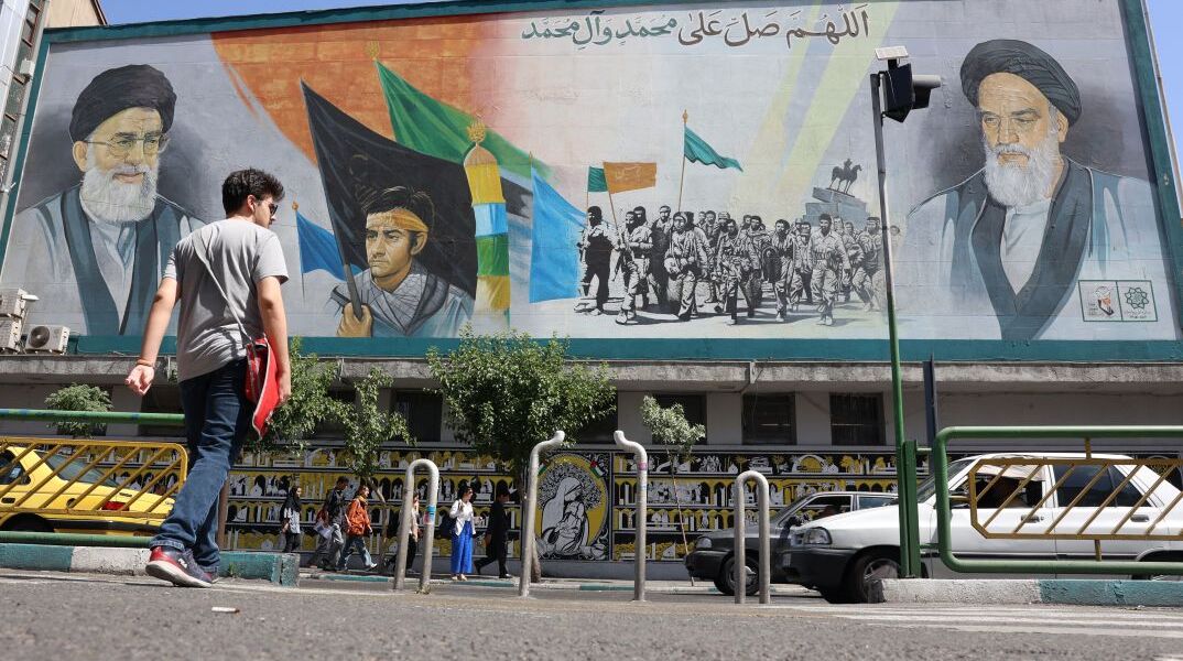 Αφίσα στην Τεχεράνη