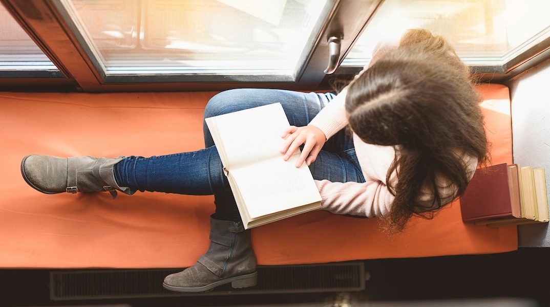 Σελίδες για το Πάσχα: Παιδική και Εφηβική λογοτεχνία